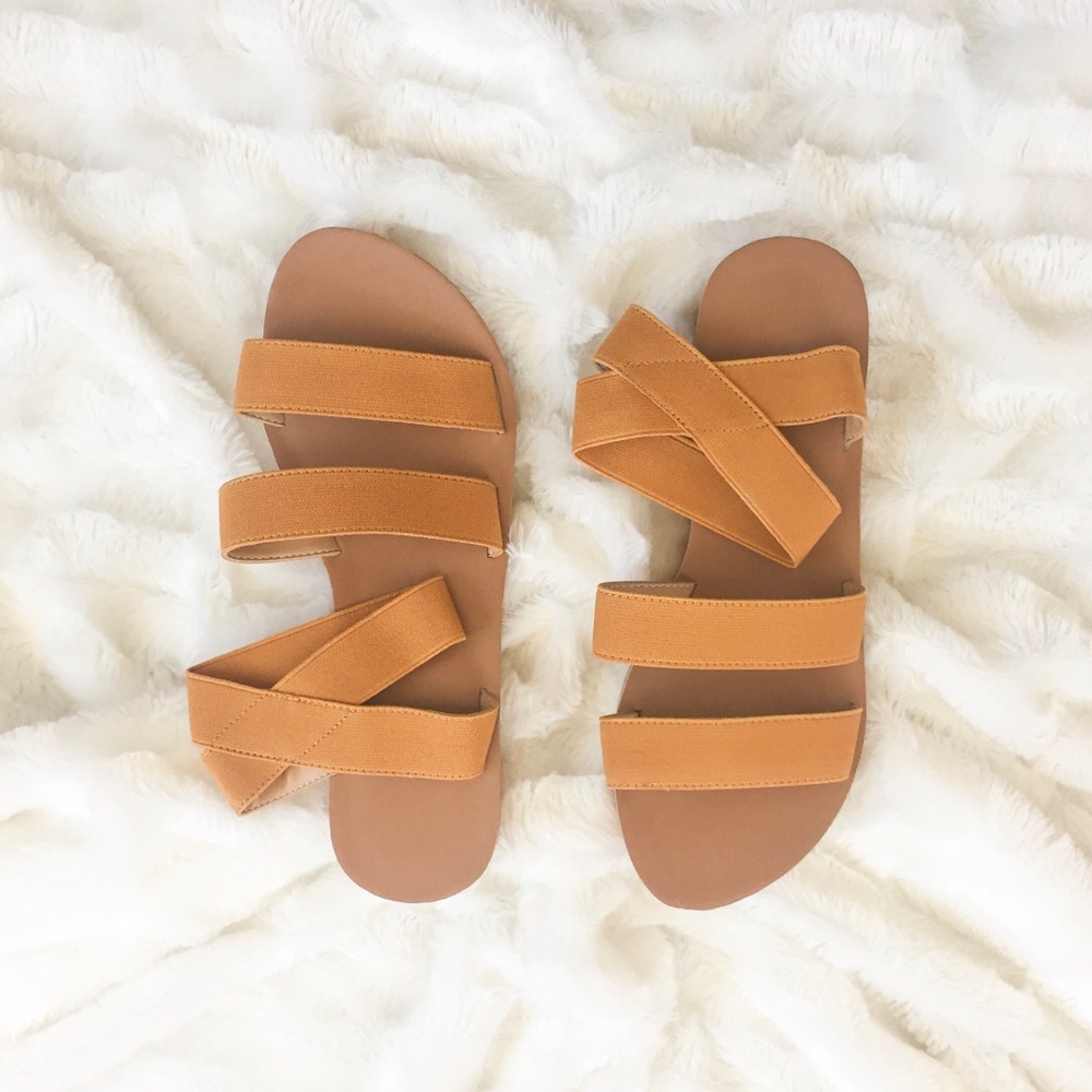 Brand new Chellysun sandals